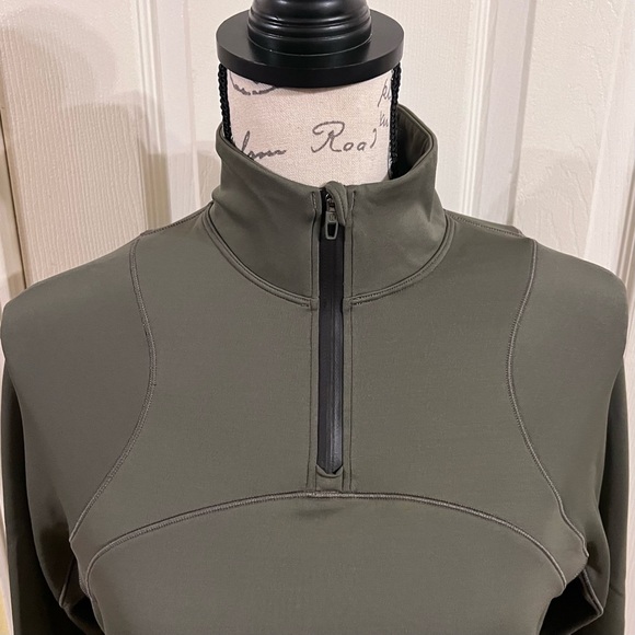 Lululemon Tech Fleece Hiking 1/4 Zip Pullover - Picture 6 of 16